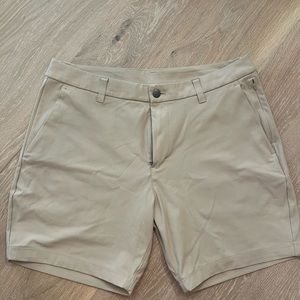 Lululemon Commision Classic-Fit Short 7” Cord